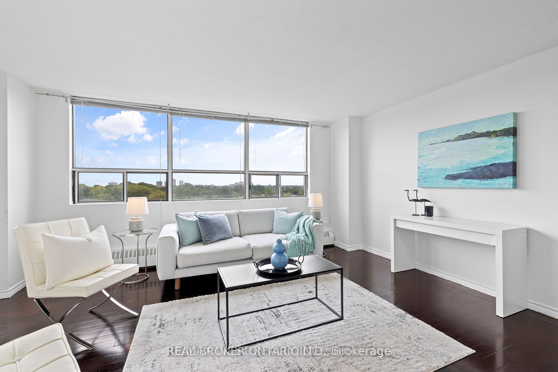 45 Sunrise Ave, #607