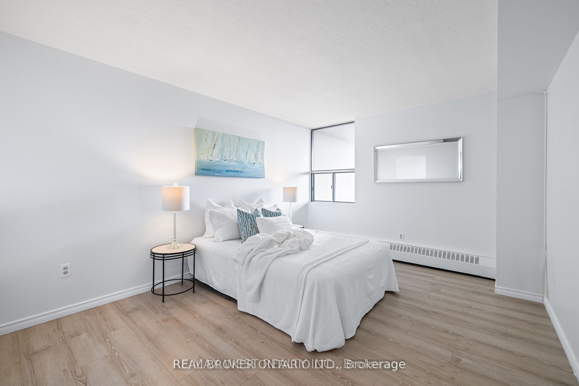 45 Sunrise Ave, #607