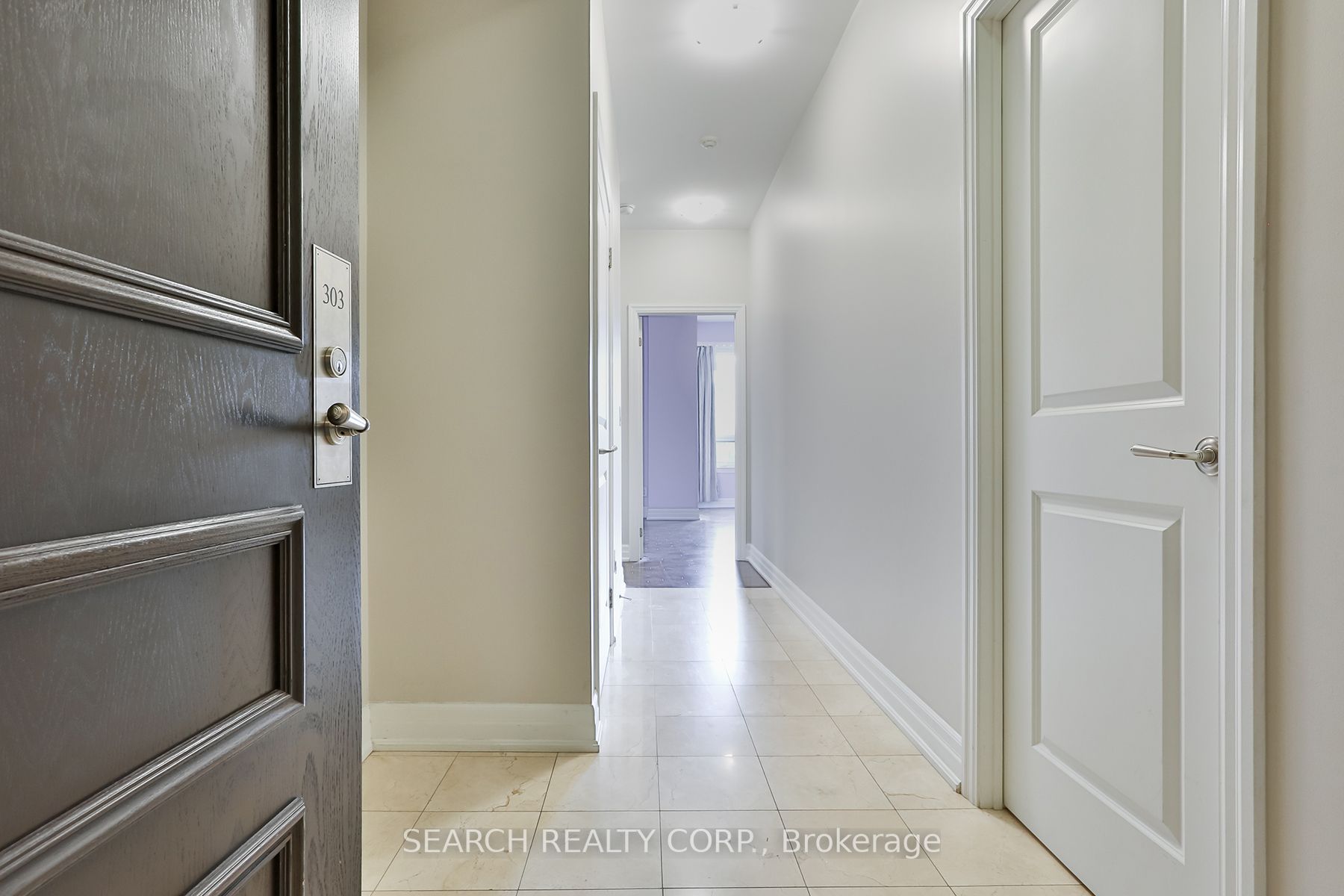 23 Rean Dr, #303