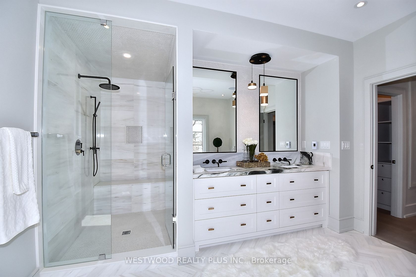 5 Norden Cres