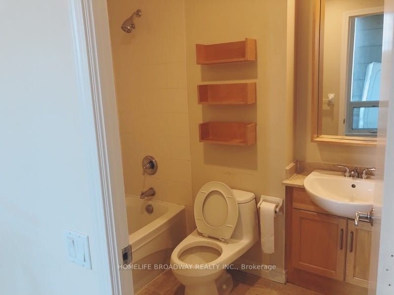 60 Byng Avenue, #201