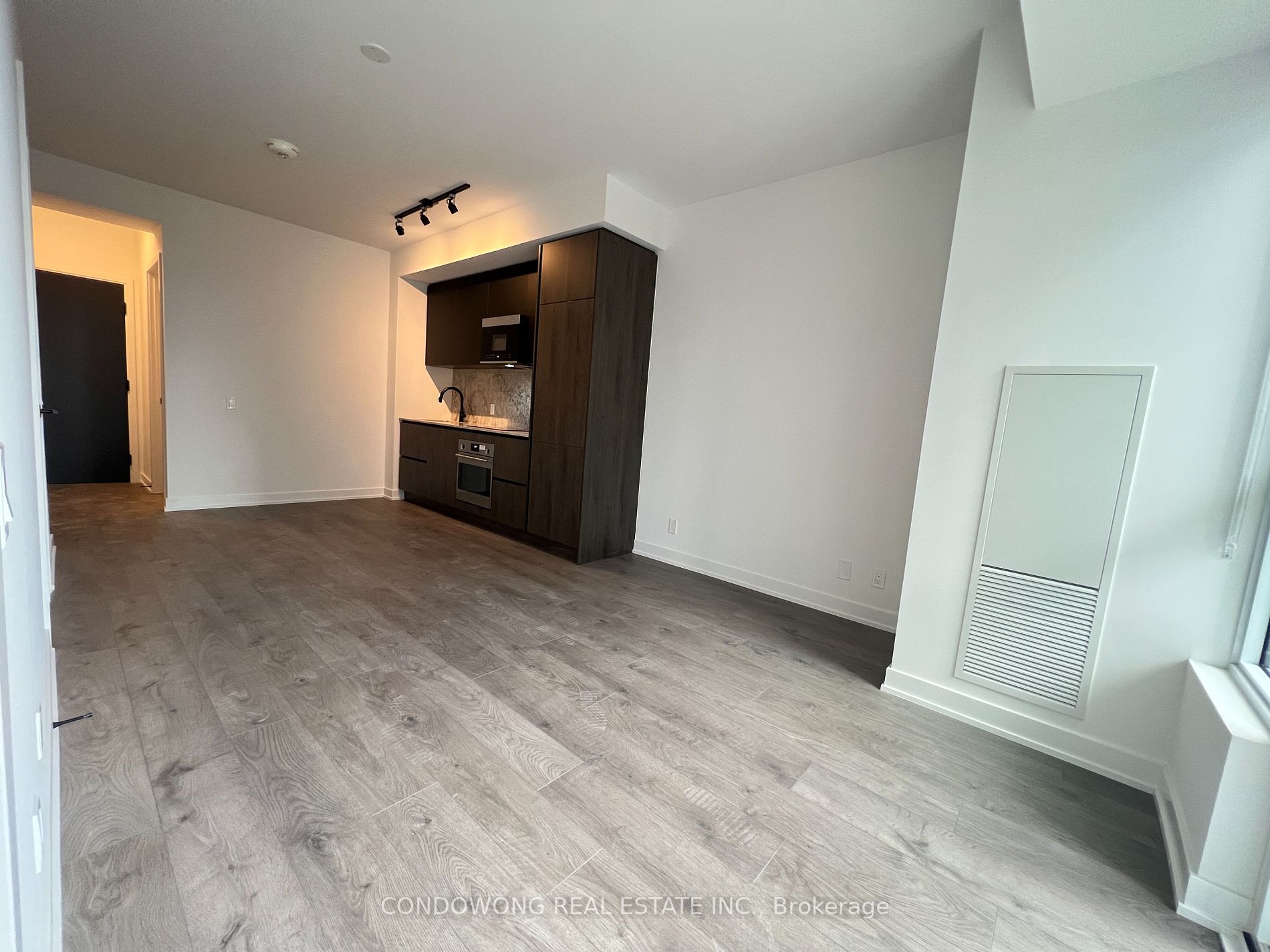 108 Peter Street, #625