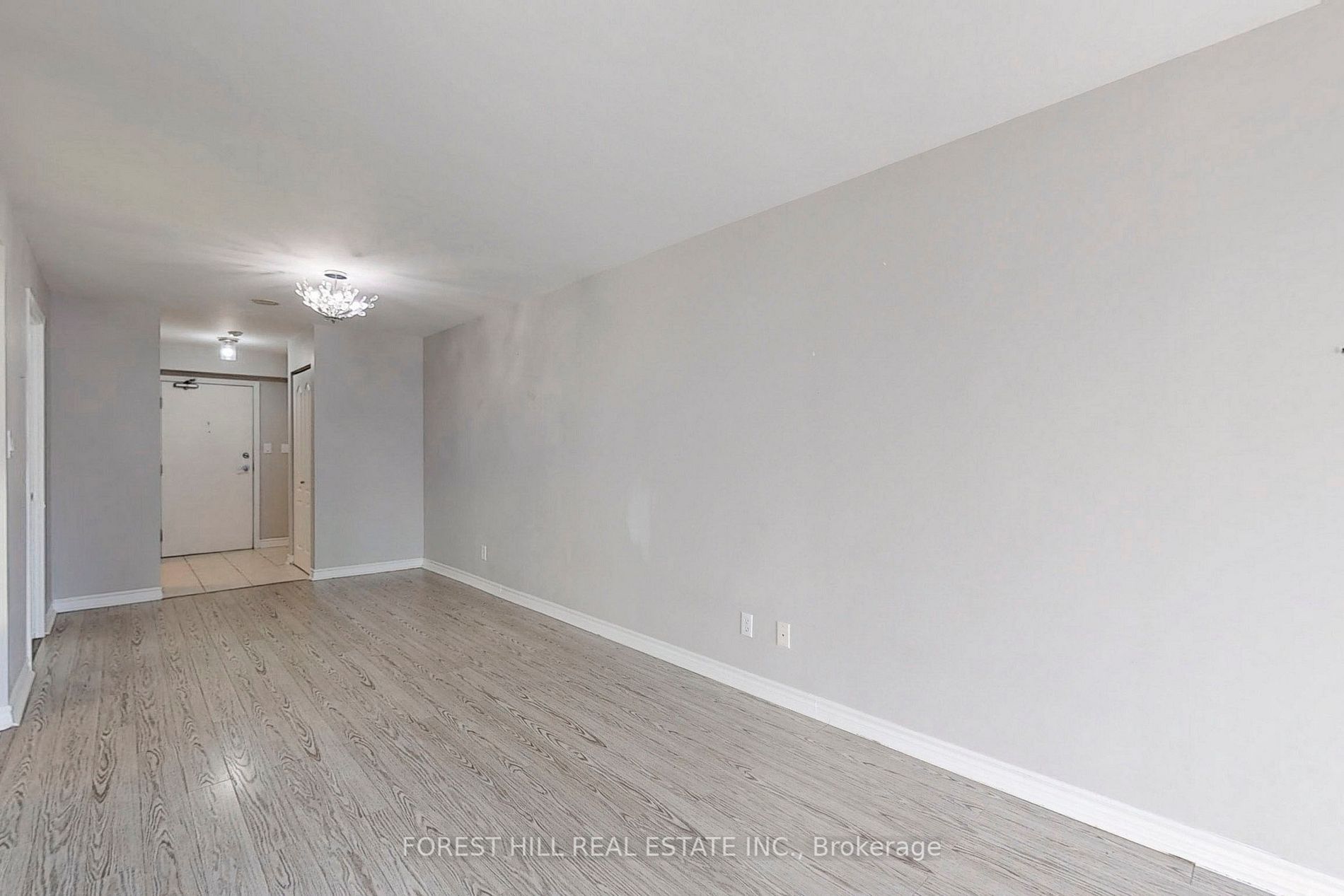 3 Rean Dr E, #2012