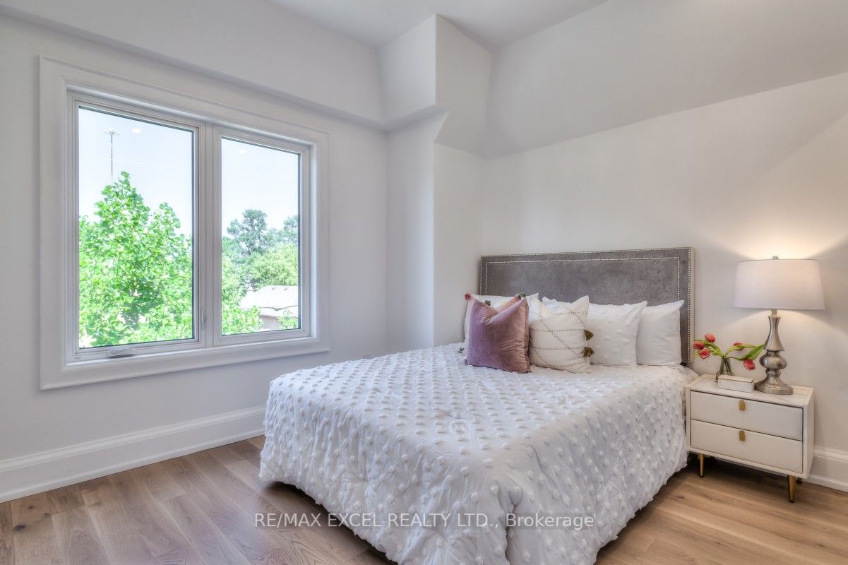 91 Burncrest Dr
