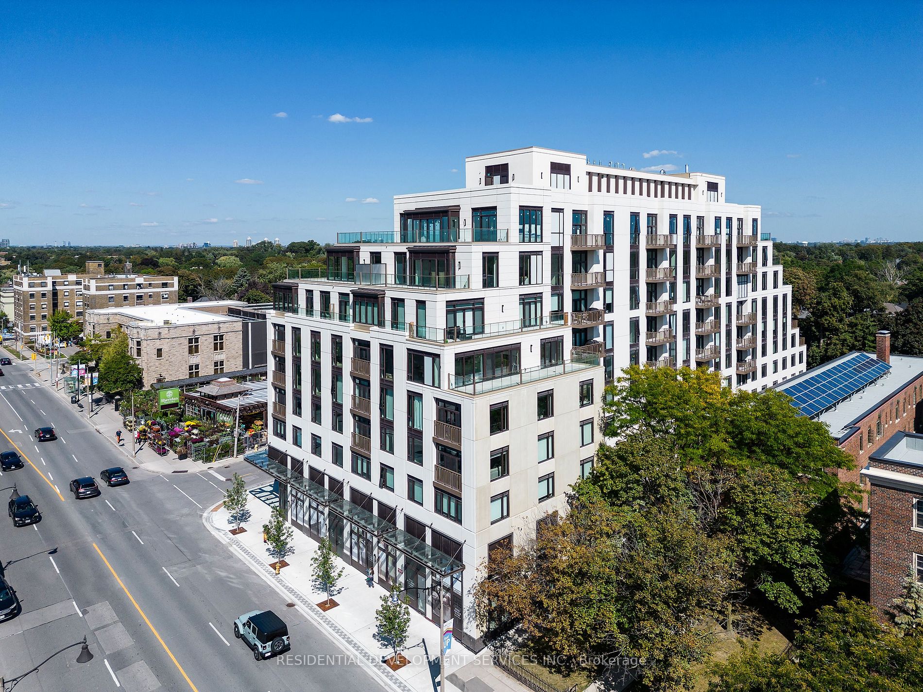 2781 Yonge St, #403