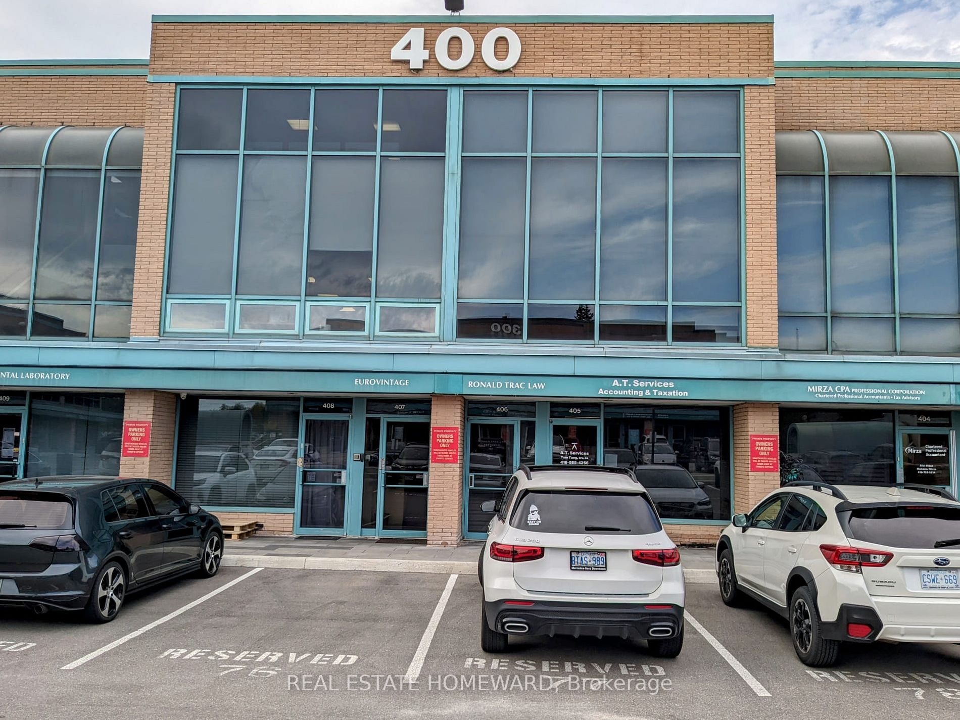 1315 Lawrence Ave E, #406