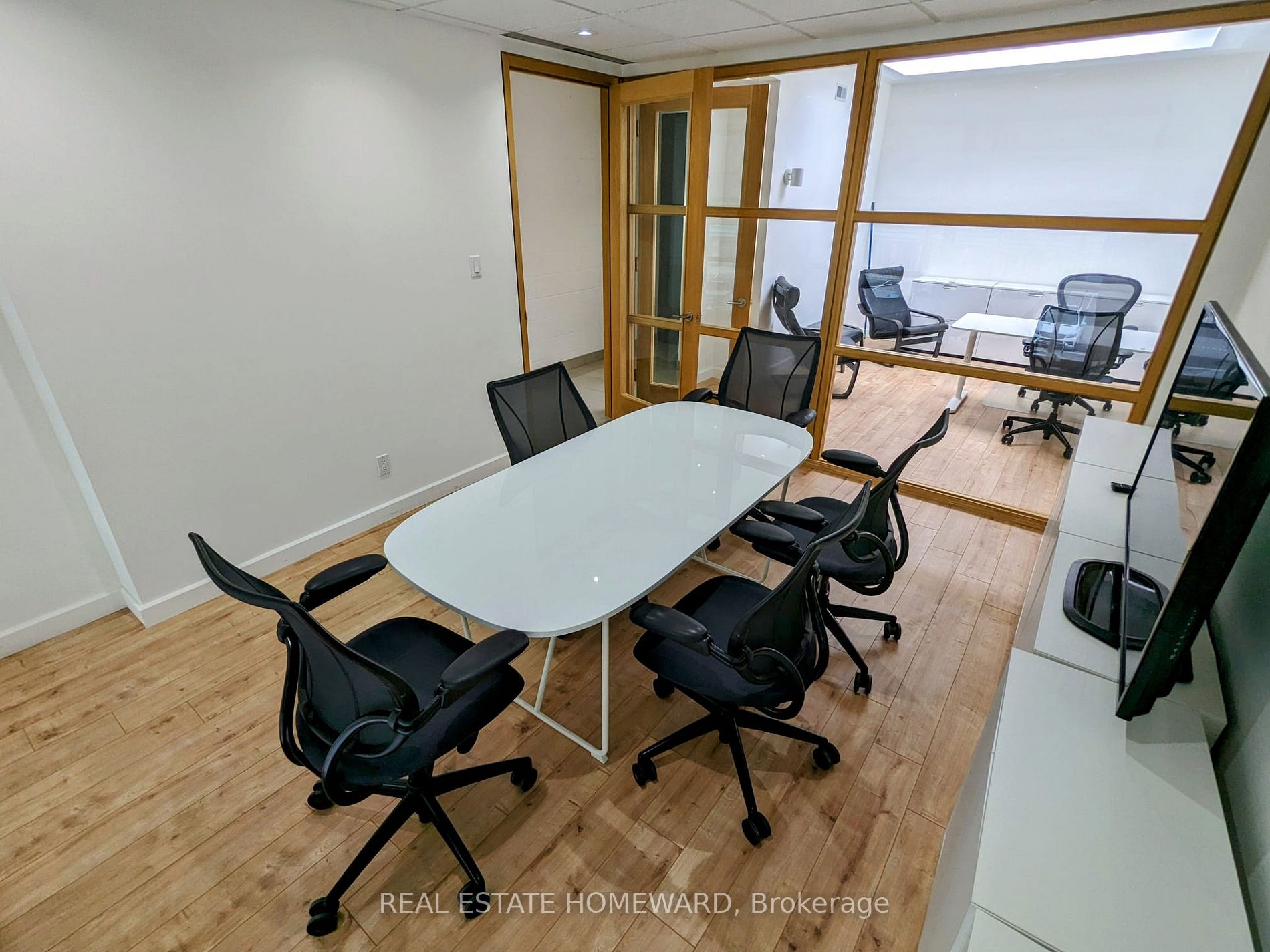 1315 Lawrence Ave E, #406