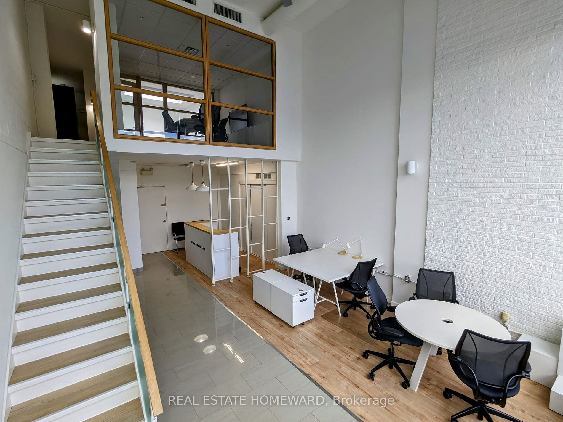 1315 Lawrence Ave E, #406