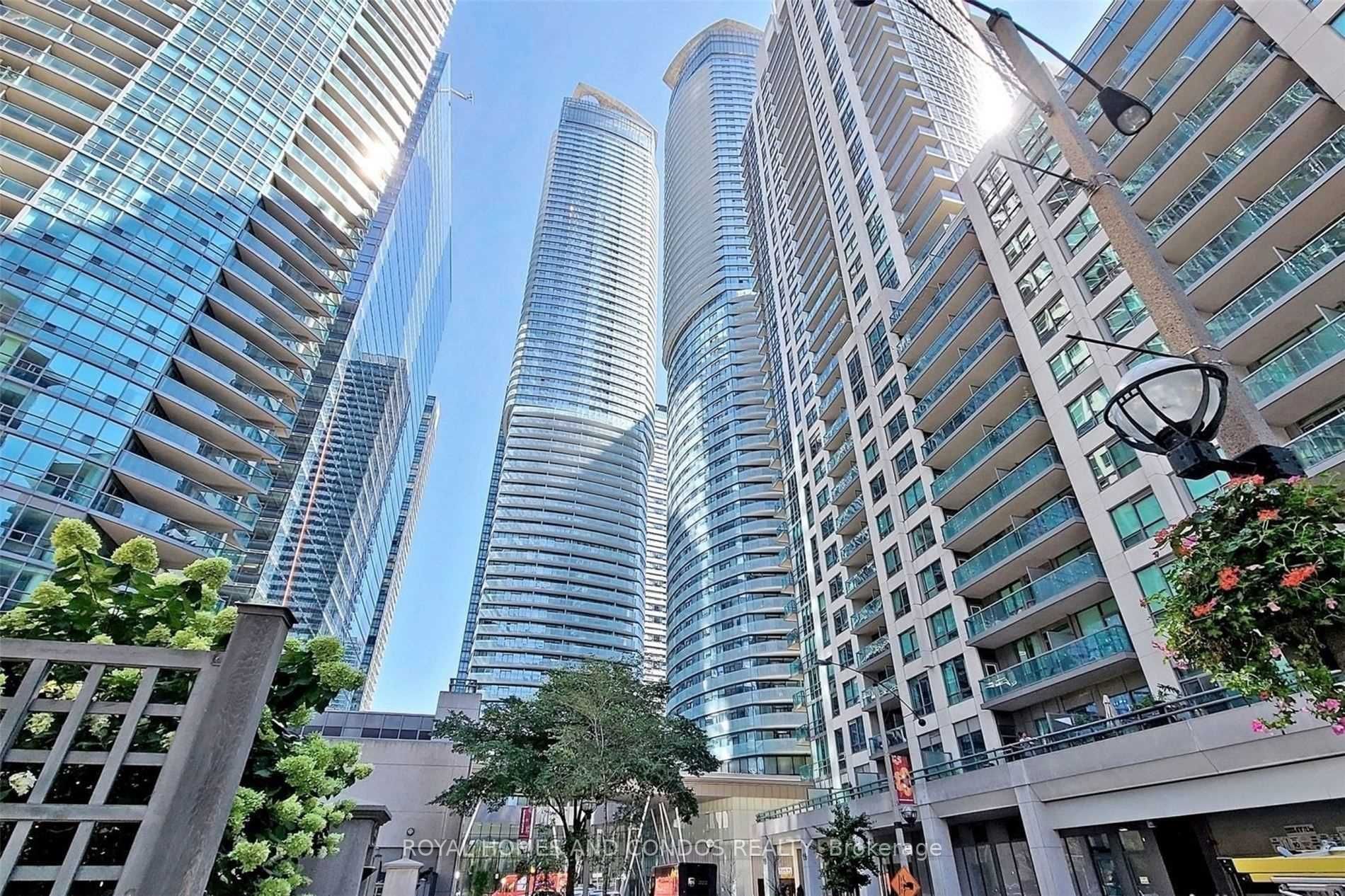 14 York St W, #2804