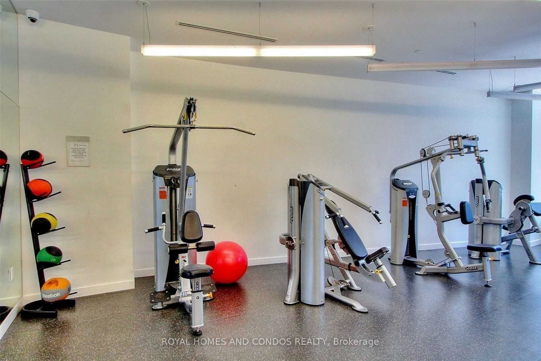 14 York St W, #2804