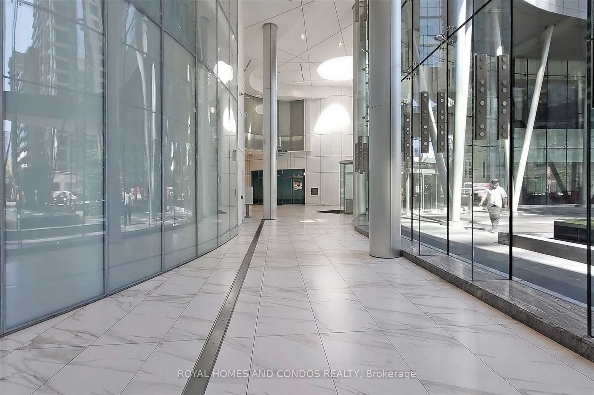 14 York St W, #2804