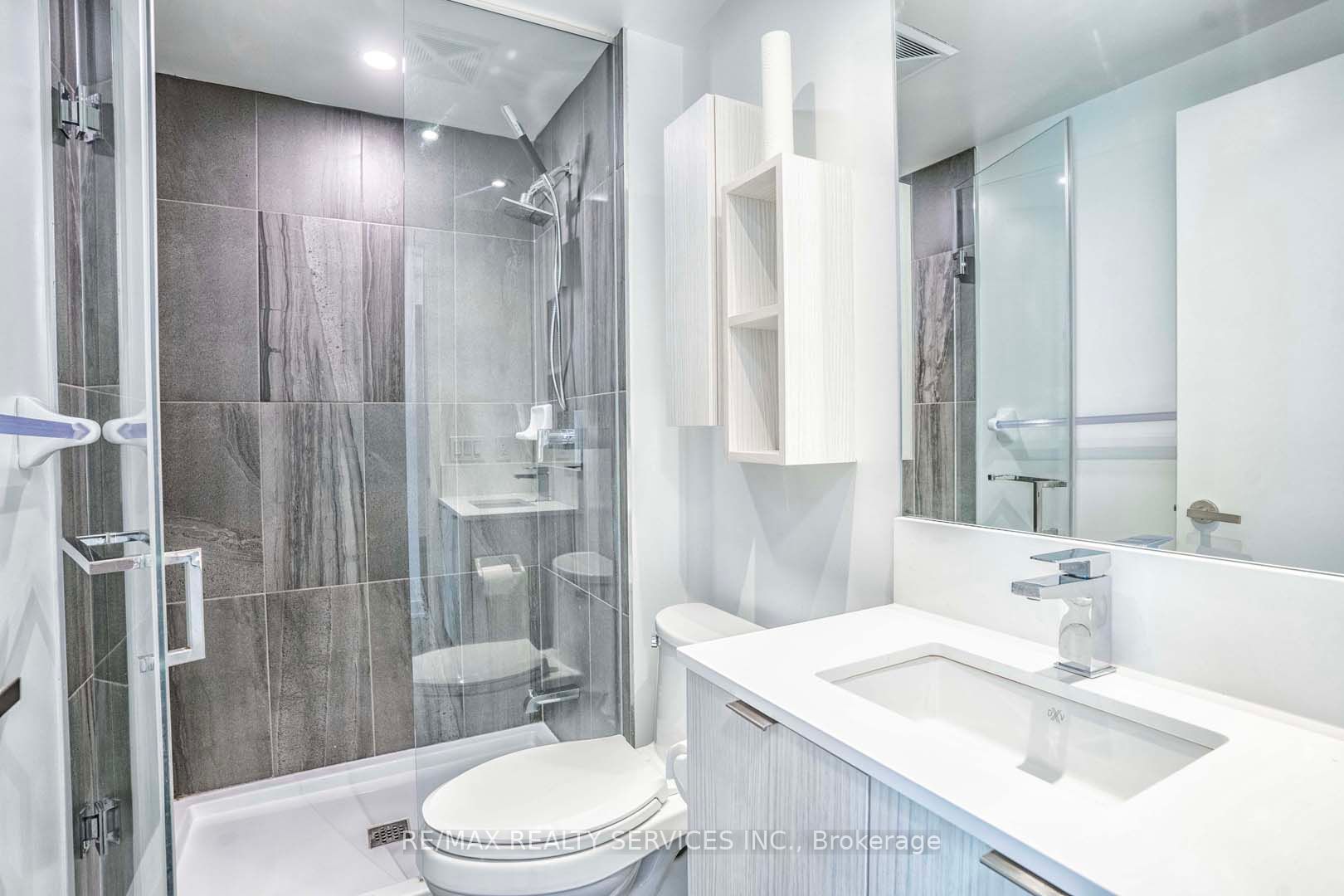 195 Redpath Avenue, #1210