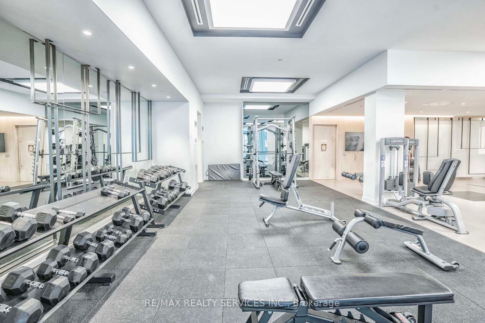 195 Redpath Avenue, #1210
