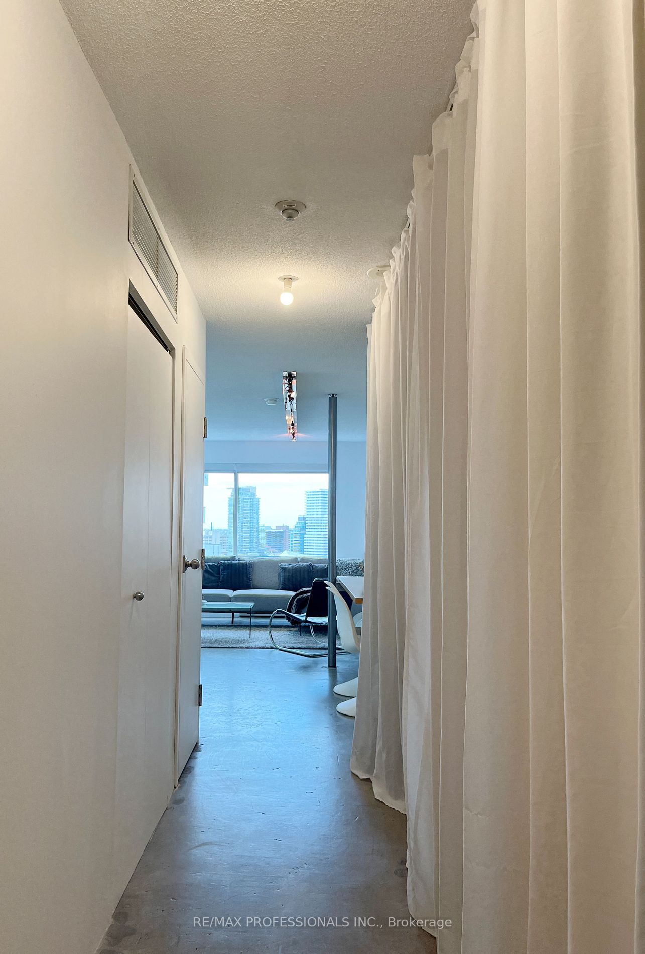 1001 Bay St, #2316