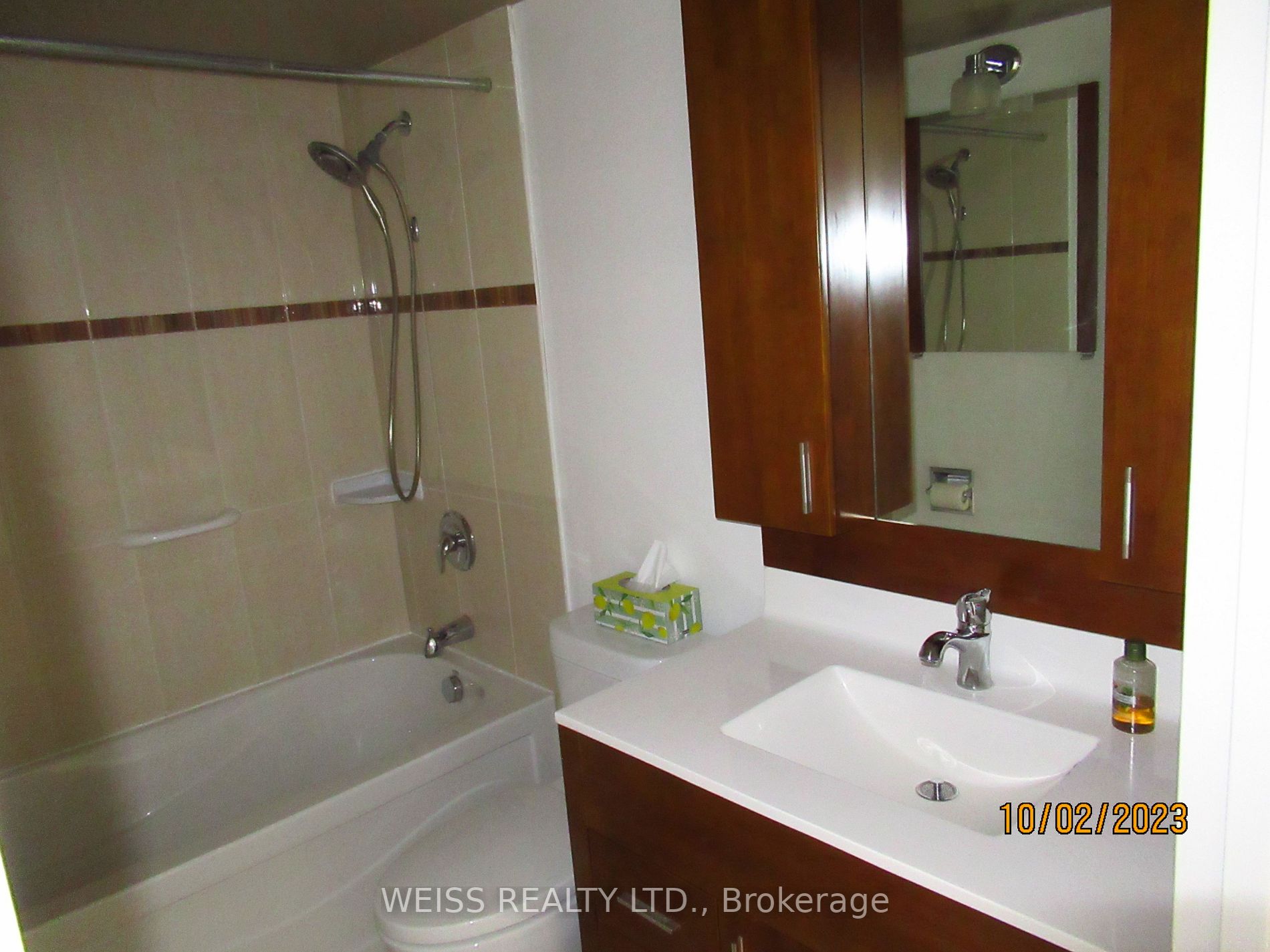 3000 Bathurst St, #804