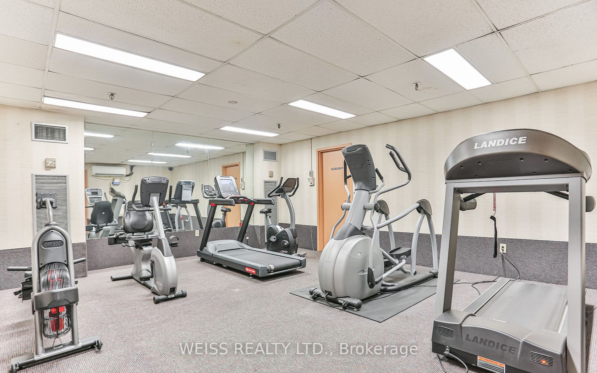 3000 Bathurst St, #804