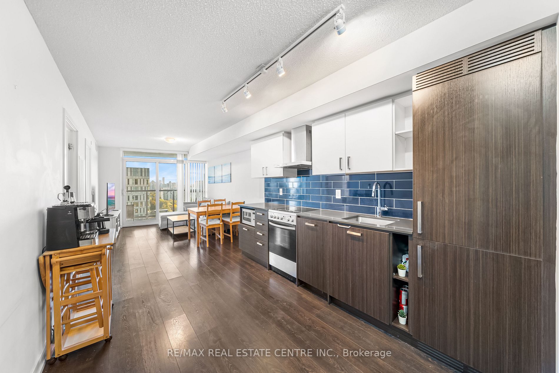 125 Redpath Ave, #2409