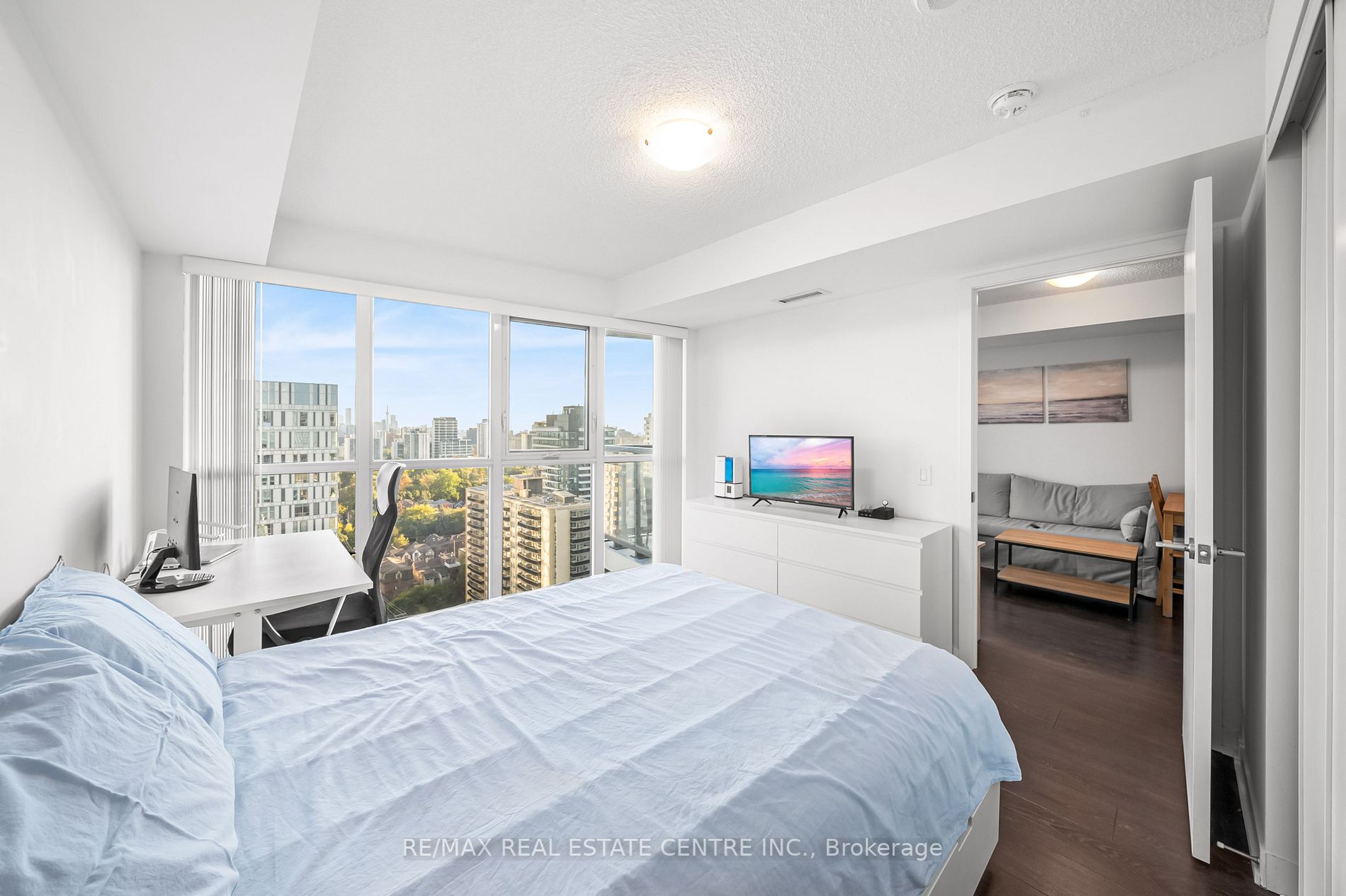 125 Redpath Ave, #2409