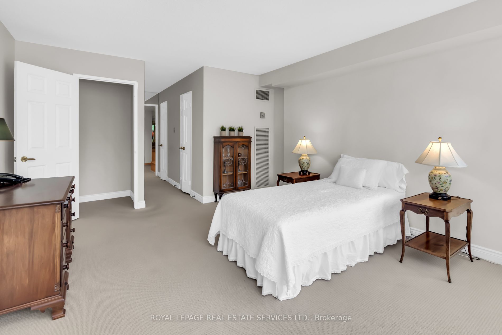 130 Carlton Street, #603