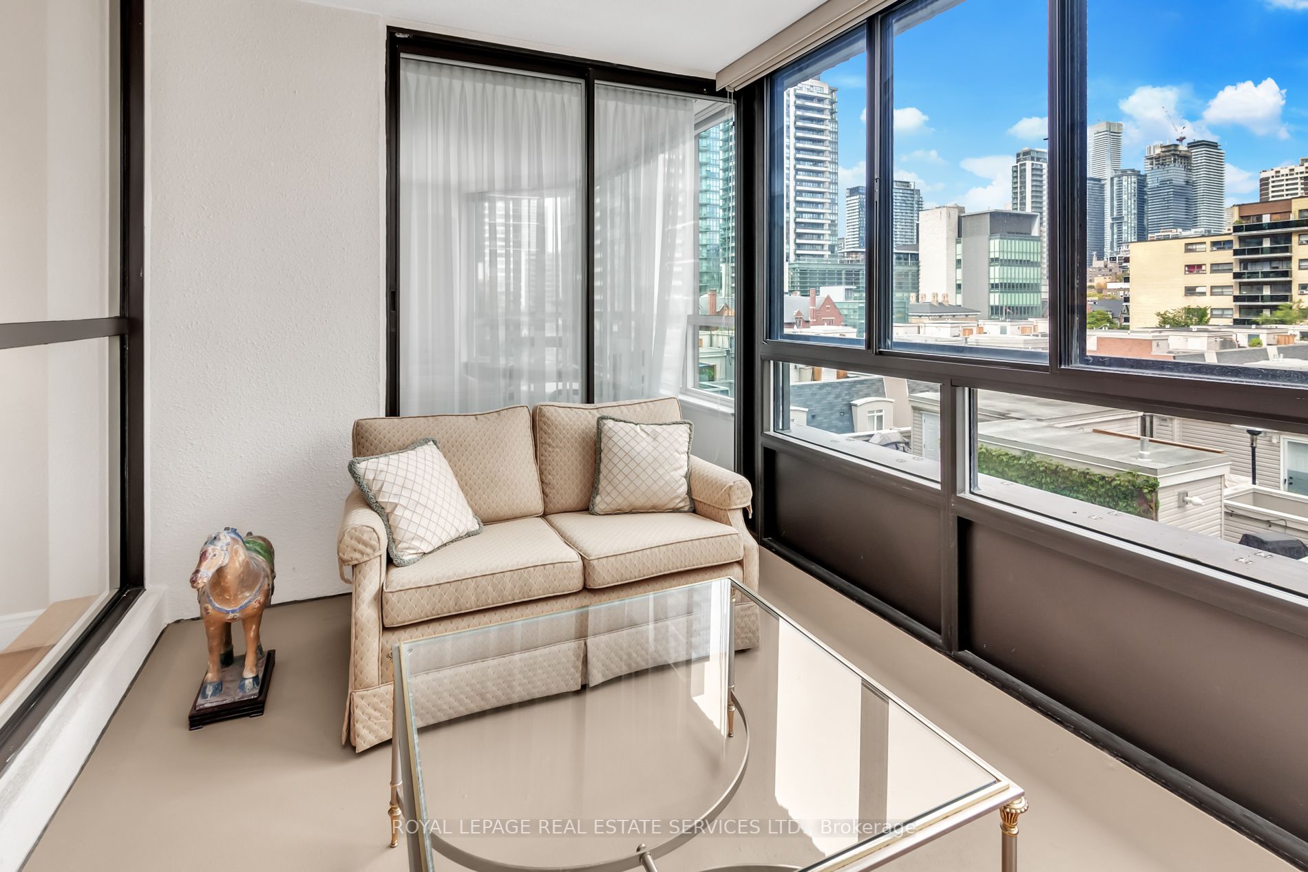 130 Carlton Street, #603