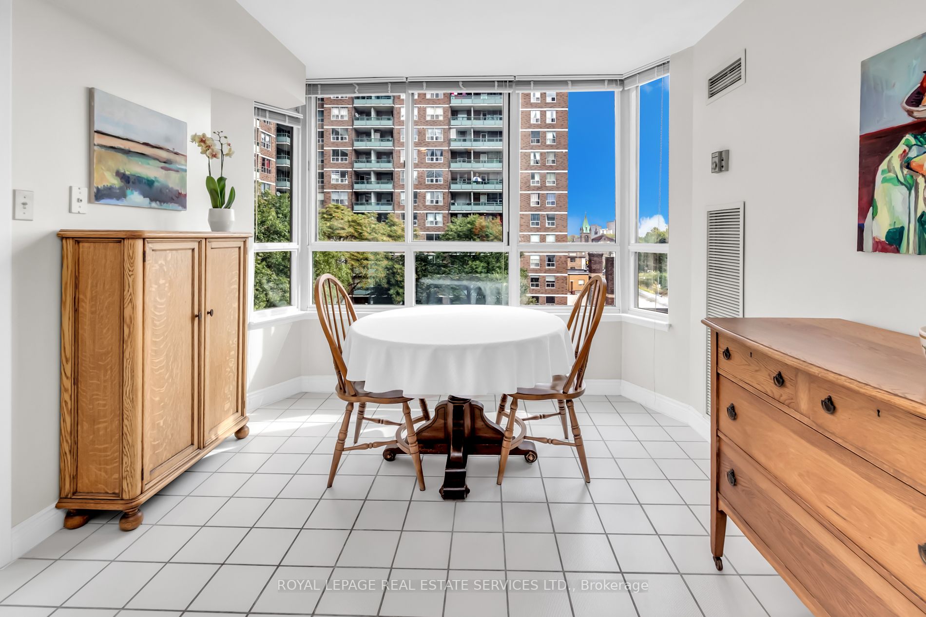 130 Carlton Street, #603