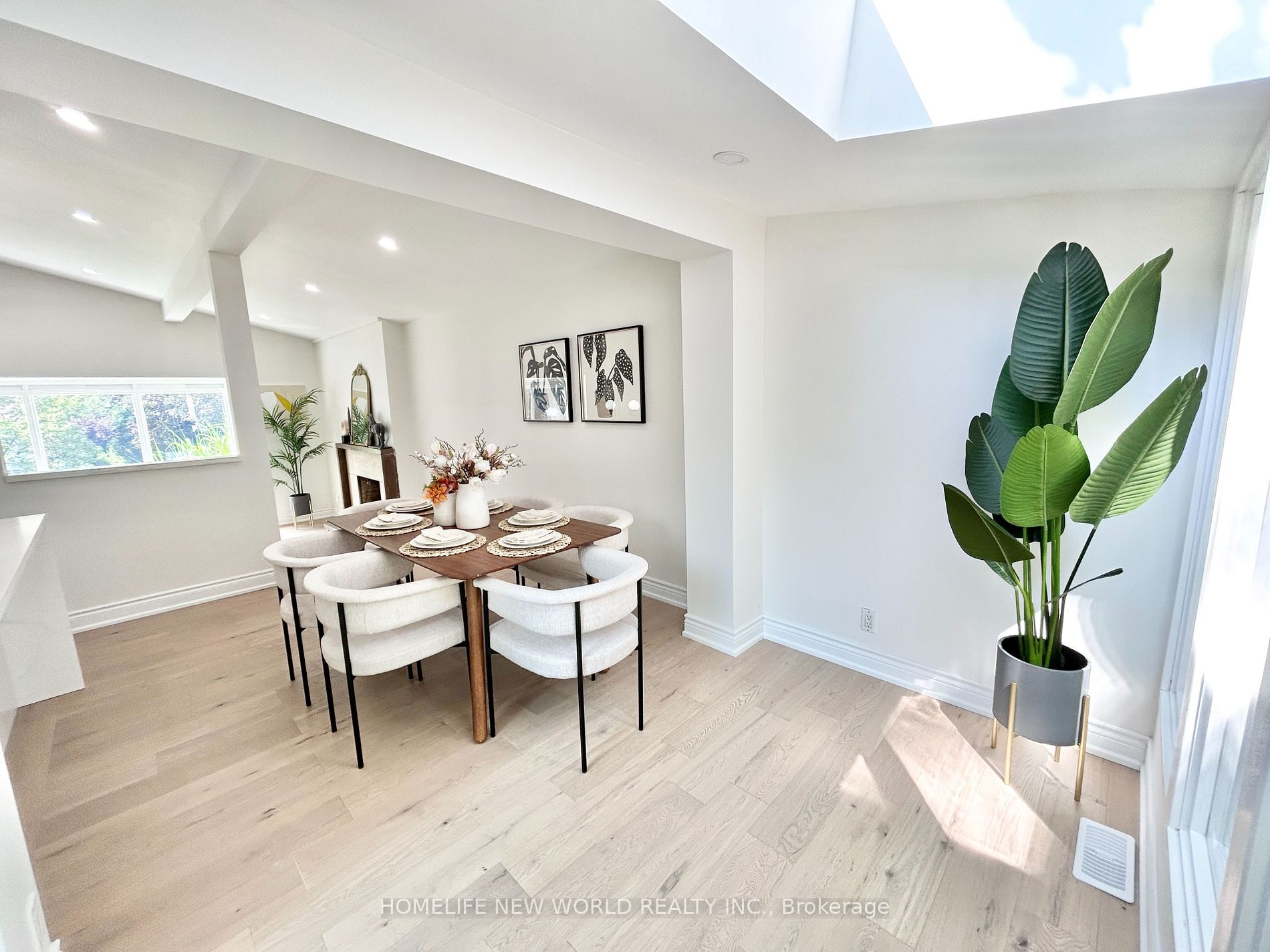 33 Valentine Dr