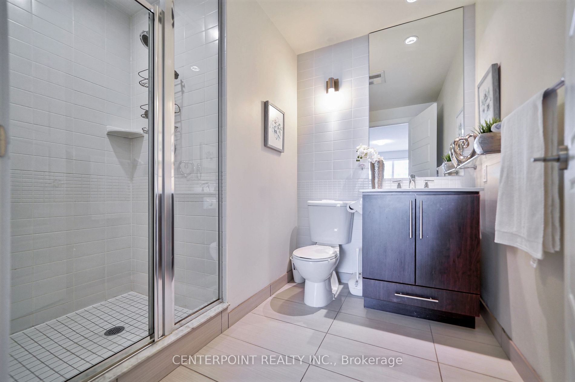 28 Linden St, #806