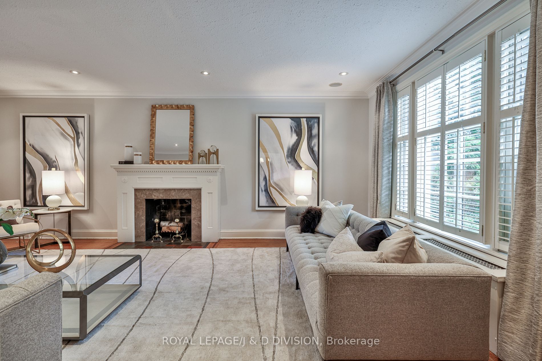 110 Esgore Dr