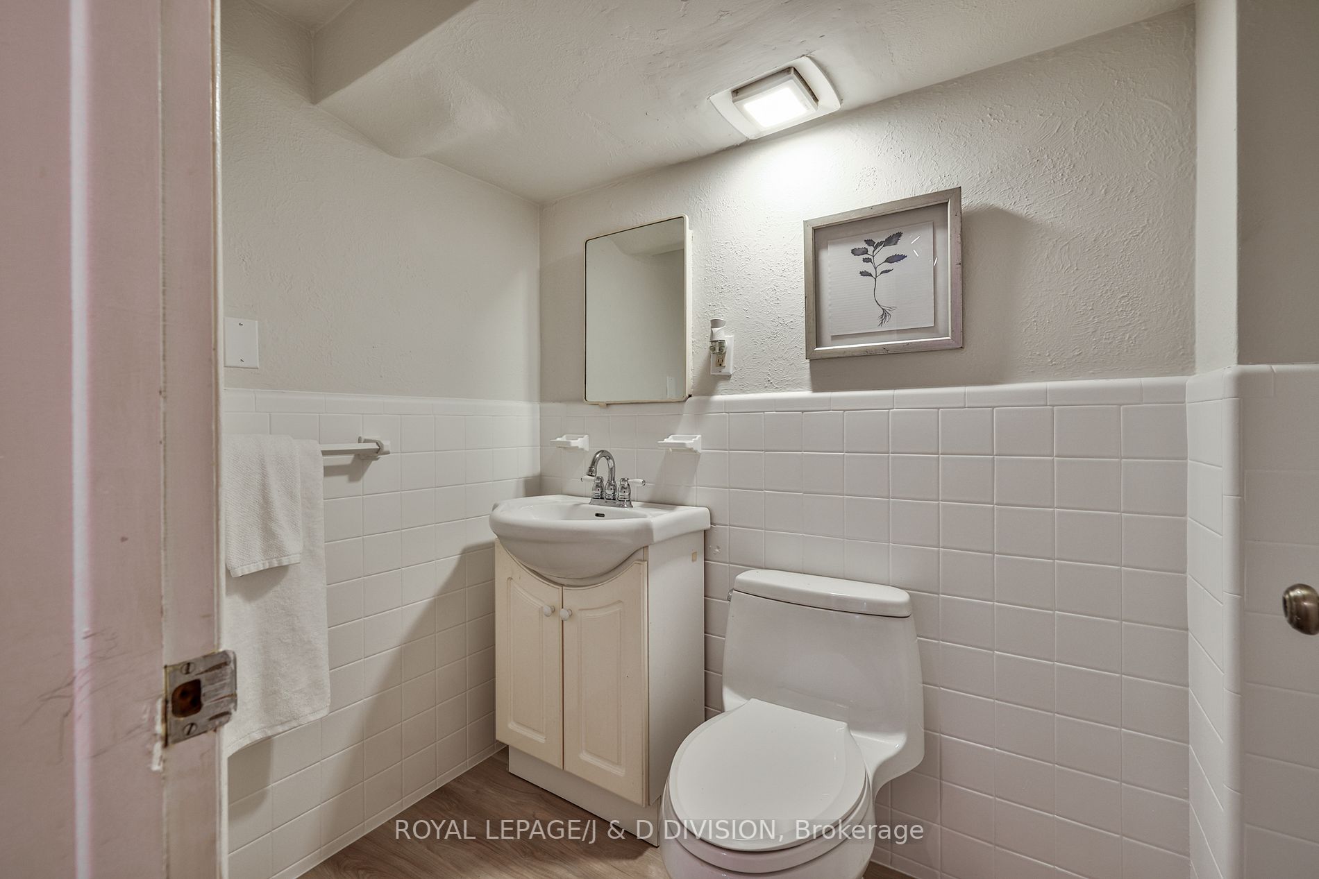110 Esgore Dr