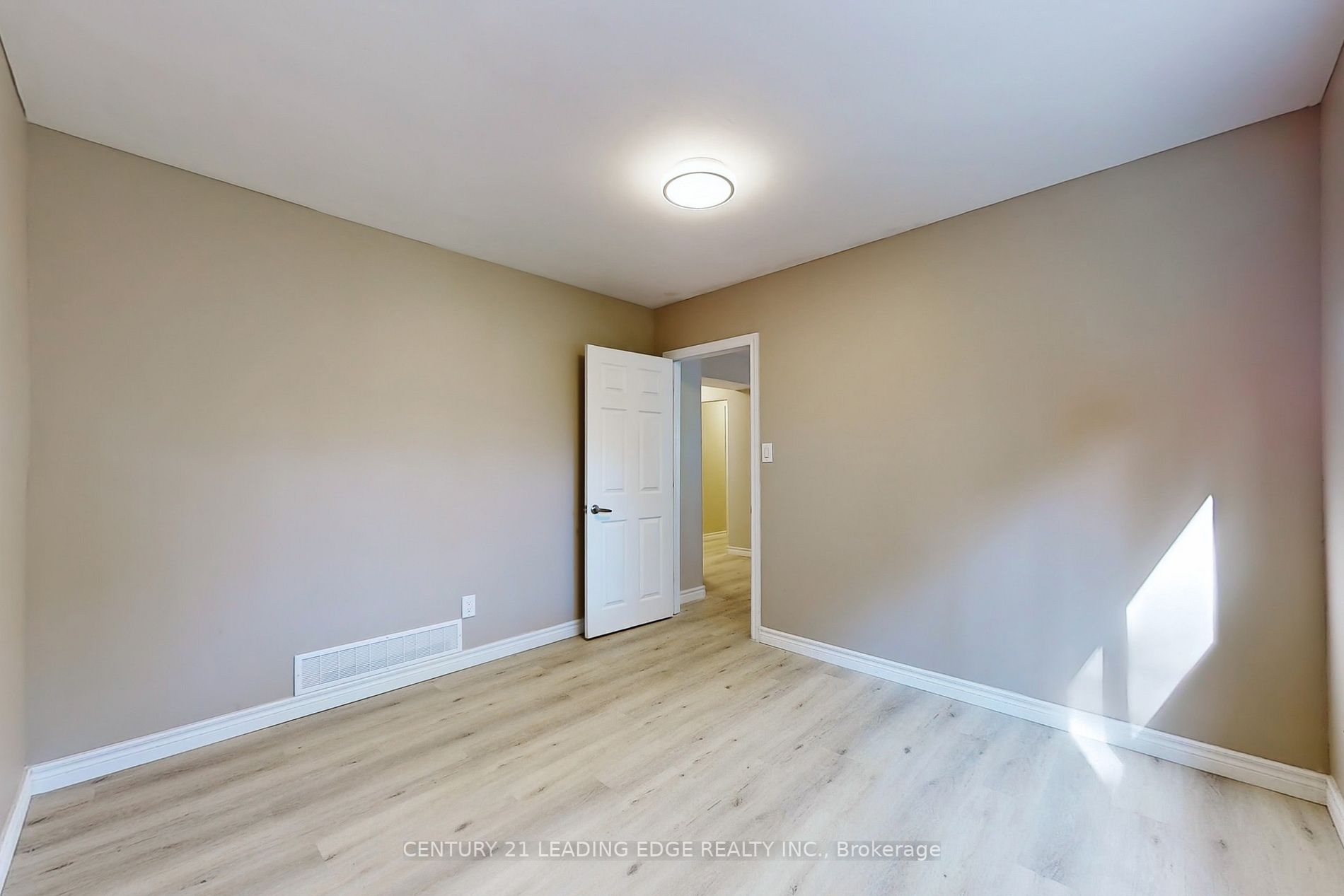 1041 LILLIAN Street