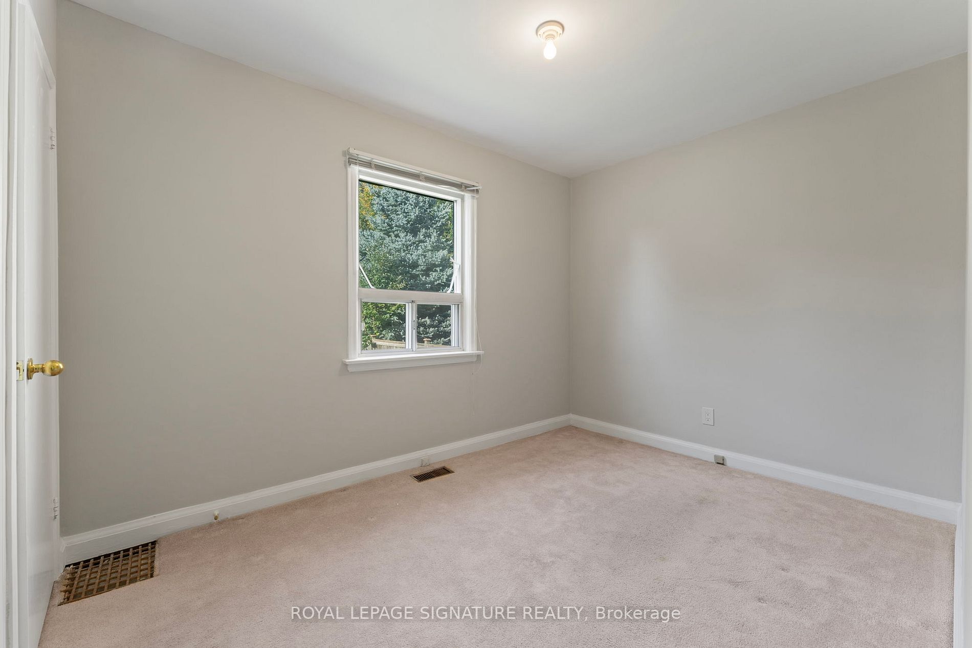 12 Verwood Ave