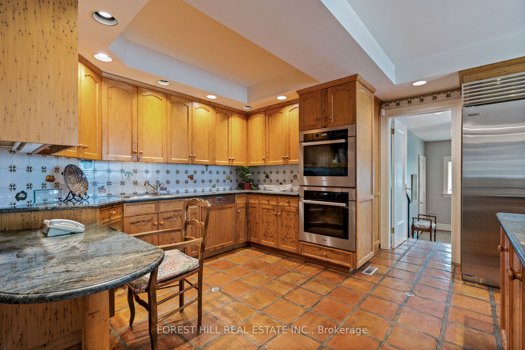 23 Dewbourne Ave