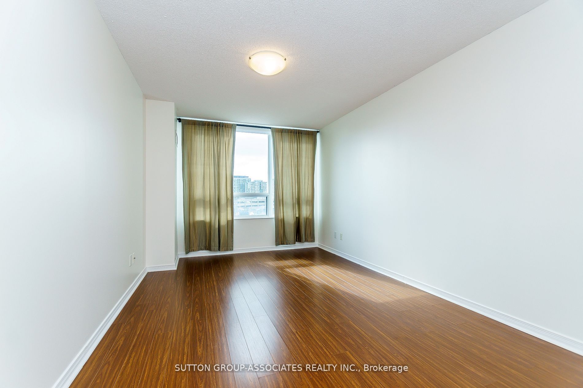 205 The Donway W, #506