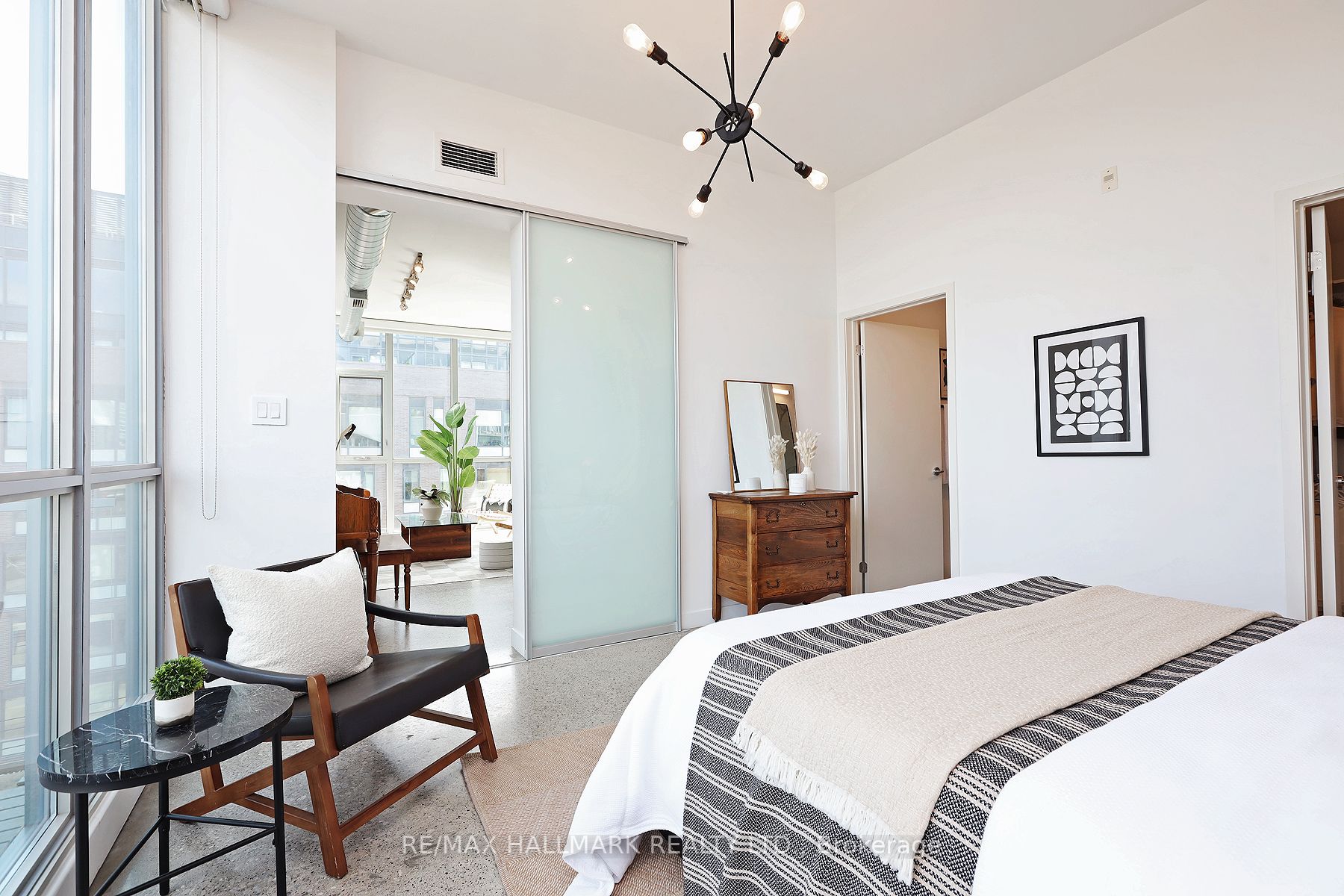 510 King Street E, #523