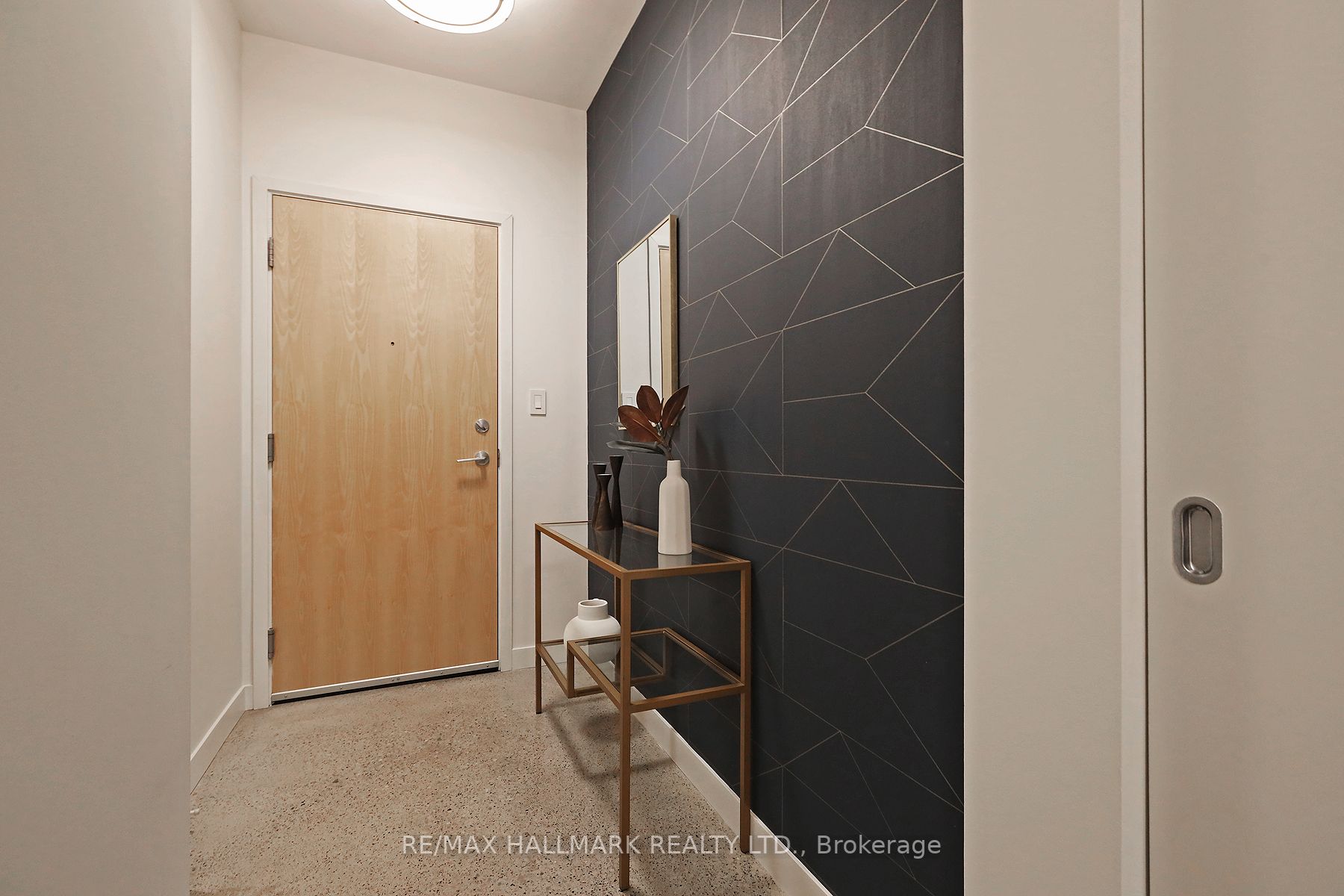 510 King Street E, #523