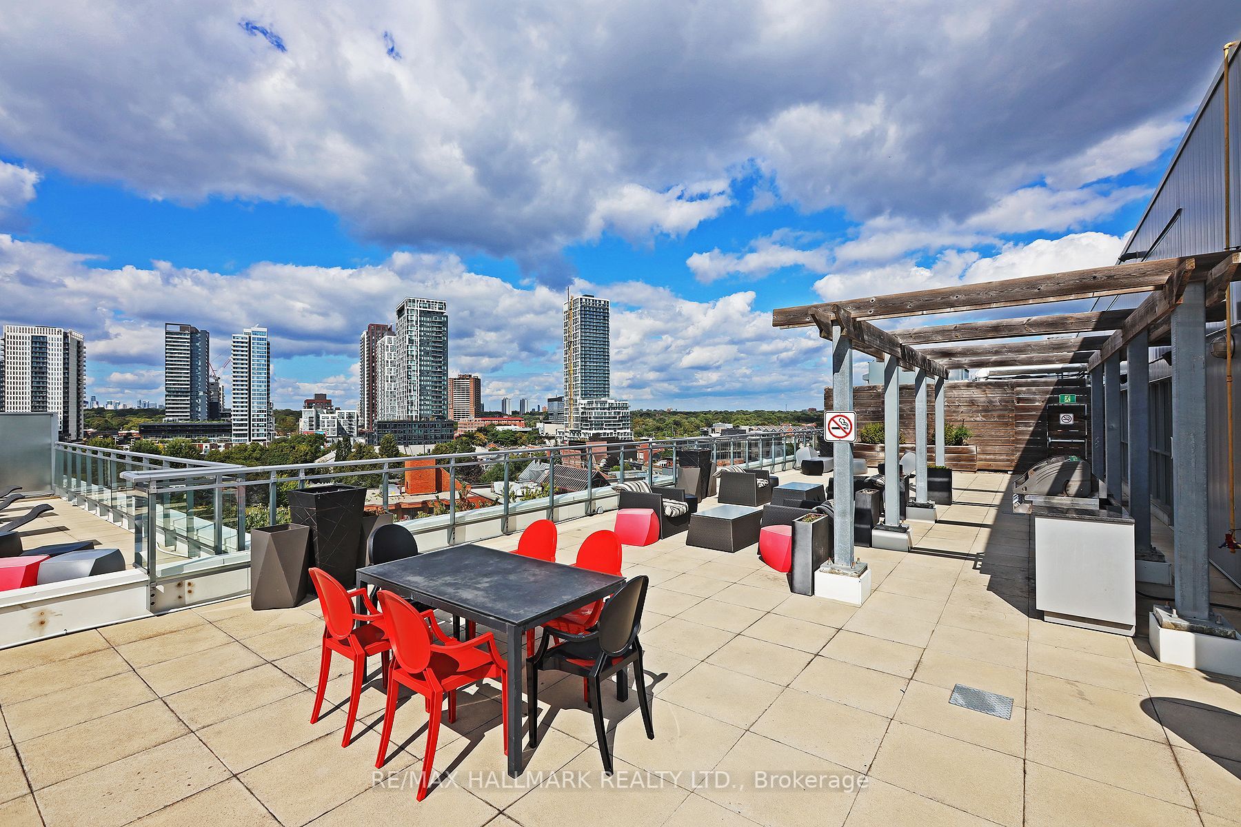 510 King Street E, #523