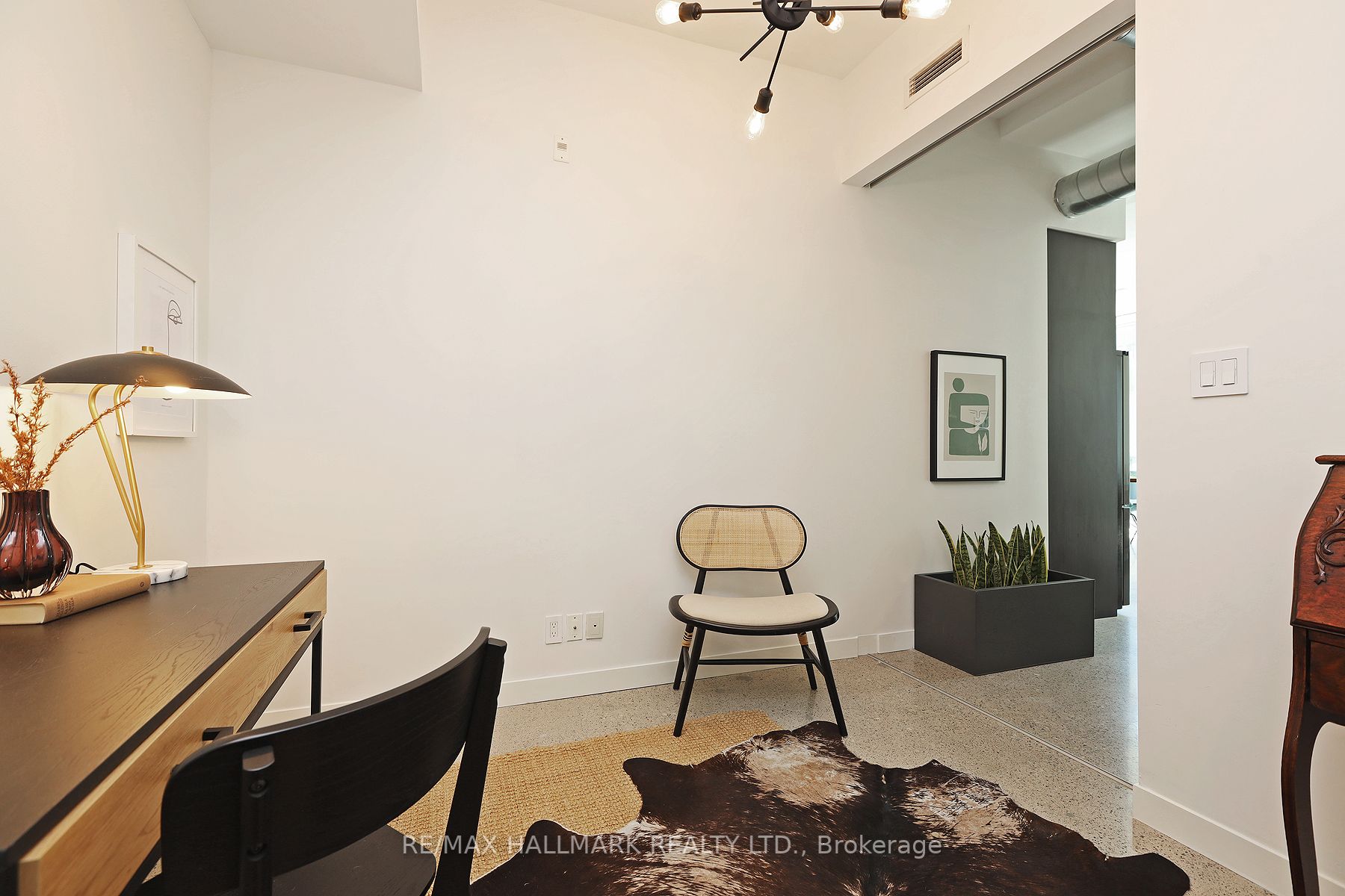 510 King Street E, #523