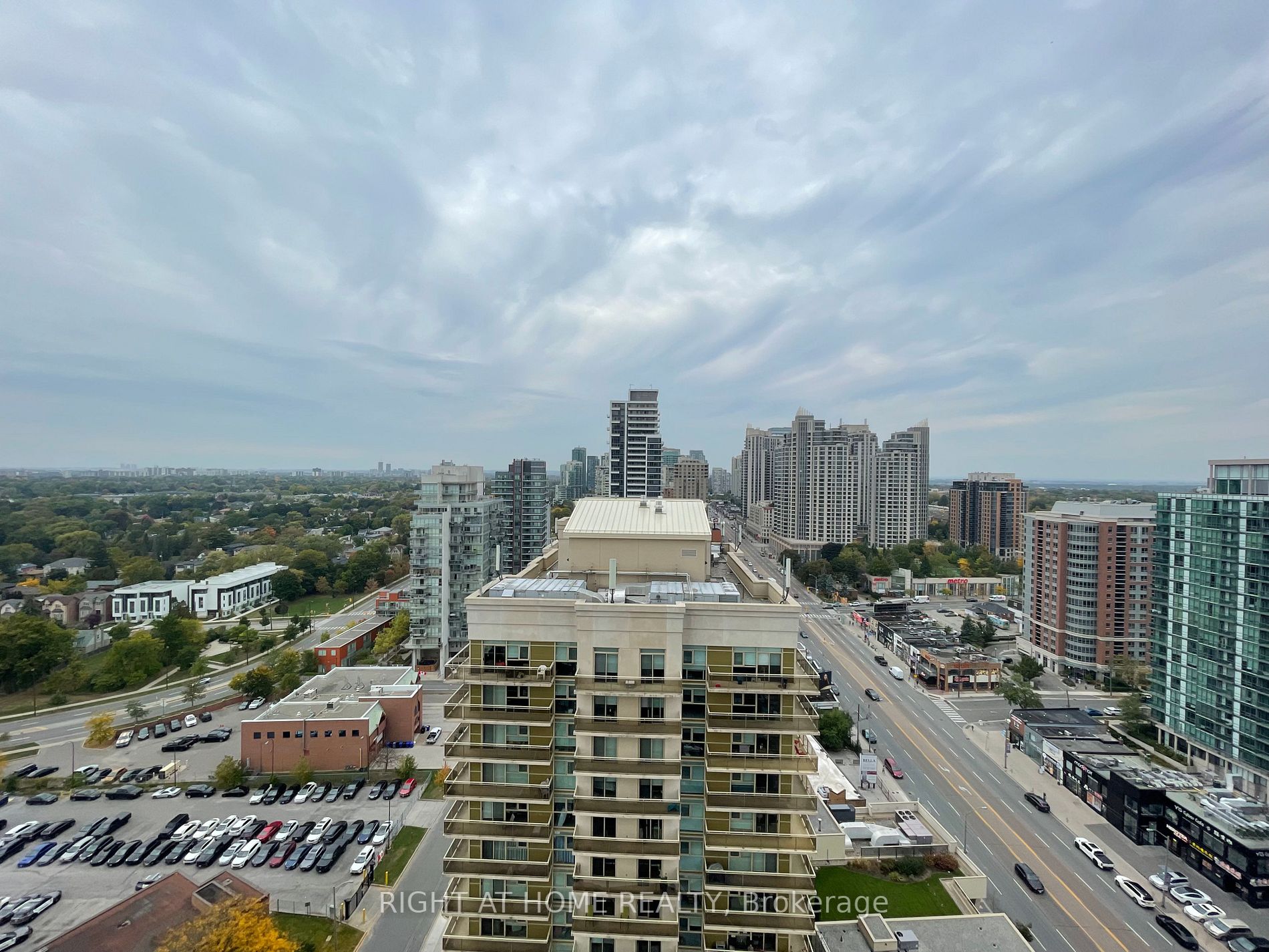 15 Ellerslie Ave, #2009