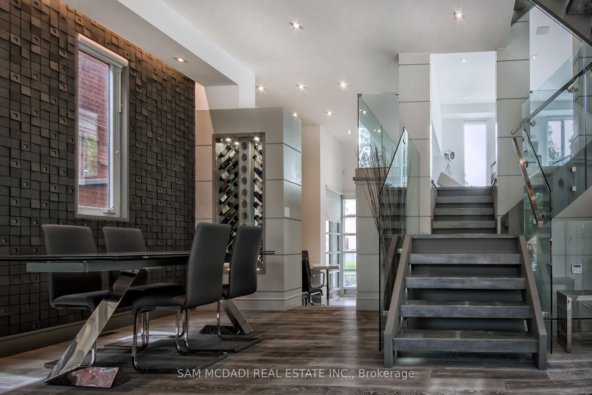 59 Lascelles Blvd
