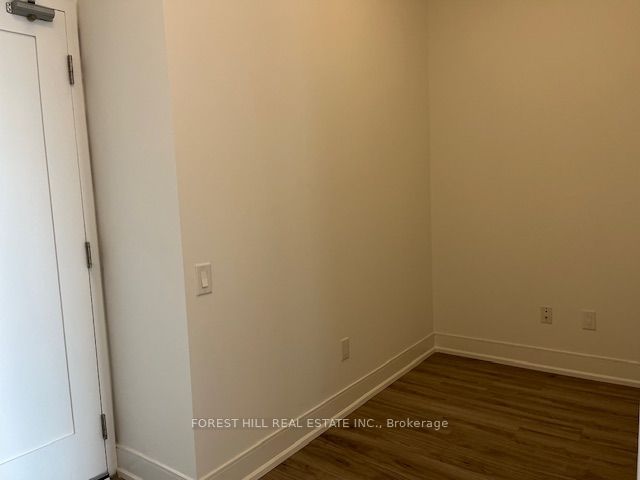 310 Tweedsmuir Ave, #315