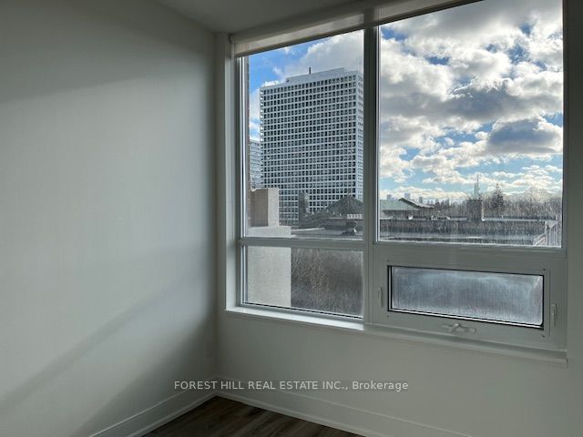 310 Tweedsmuir Ave, #315