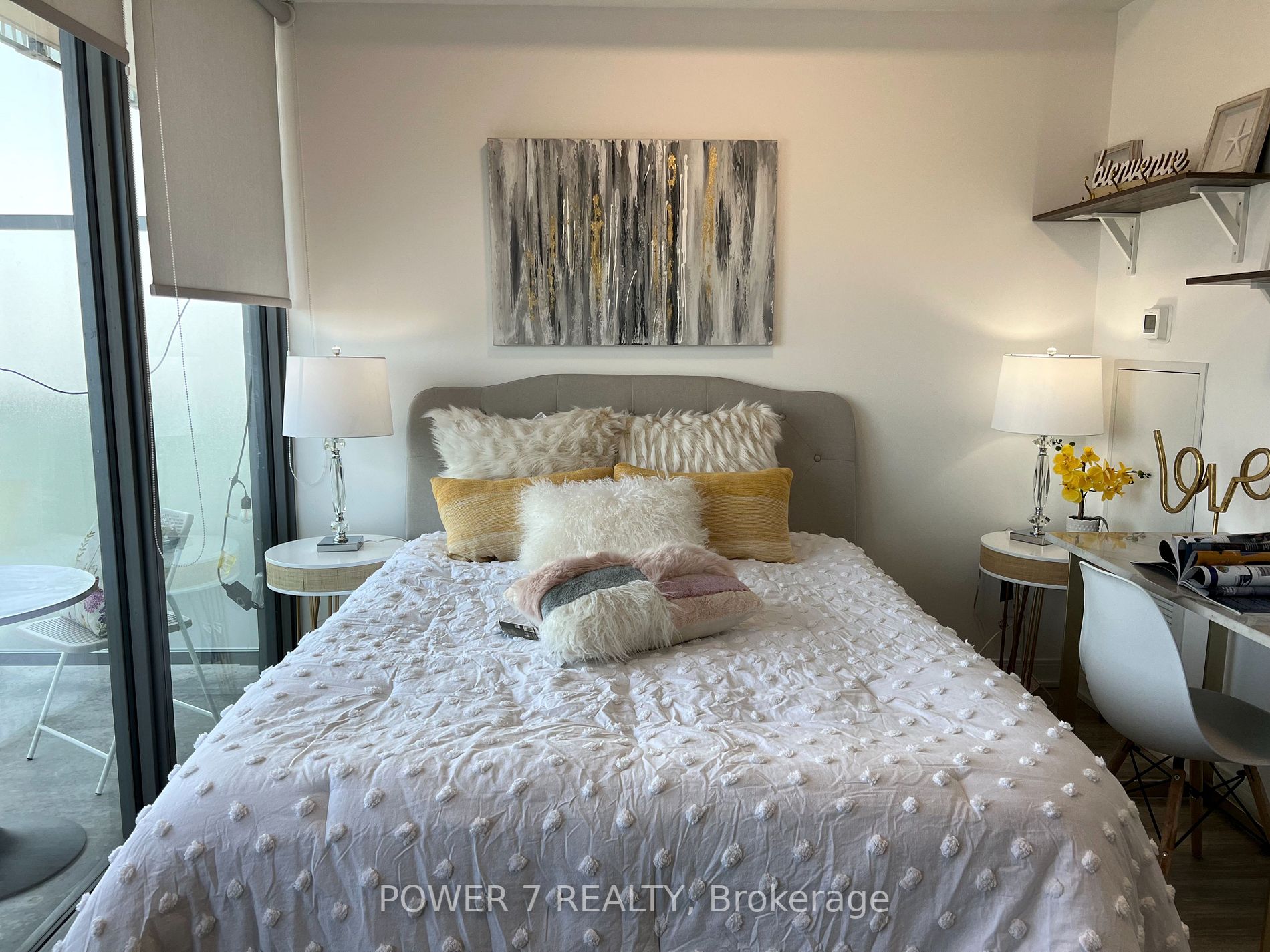 50 Charles St E, #4402