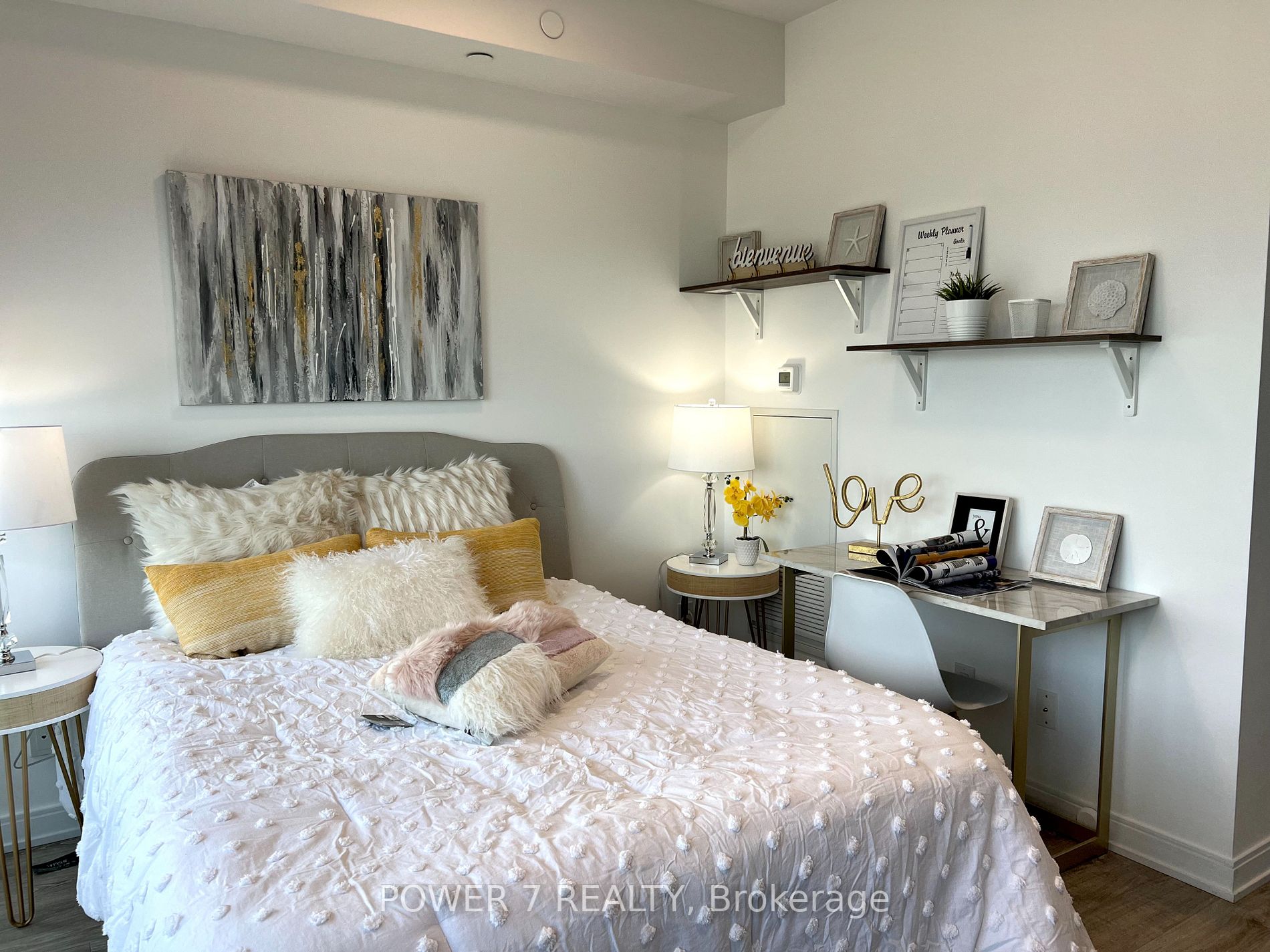 50 Charles St E, #4402