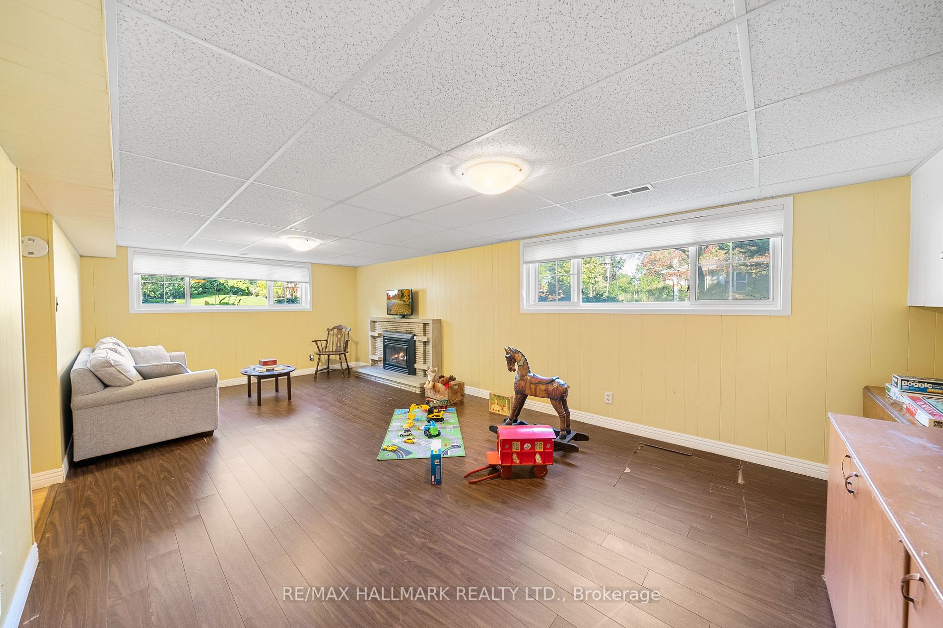 159 Newton Dr