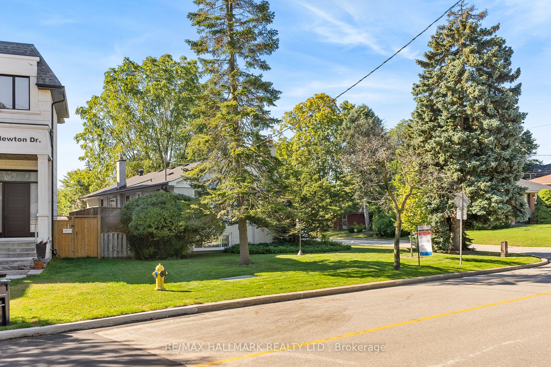 159 Newton Dr