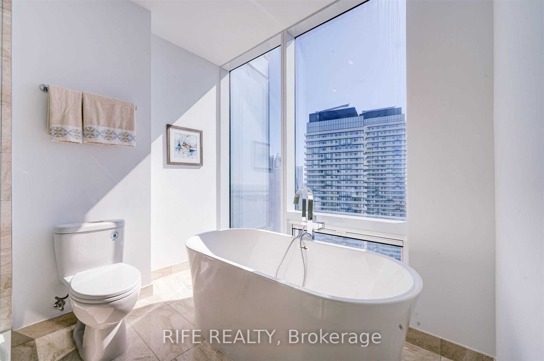 10 York St, #6305