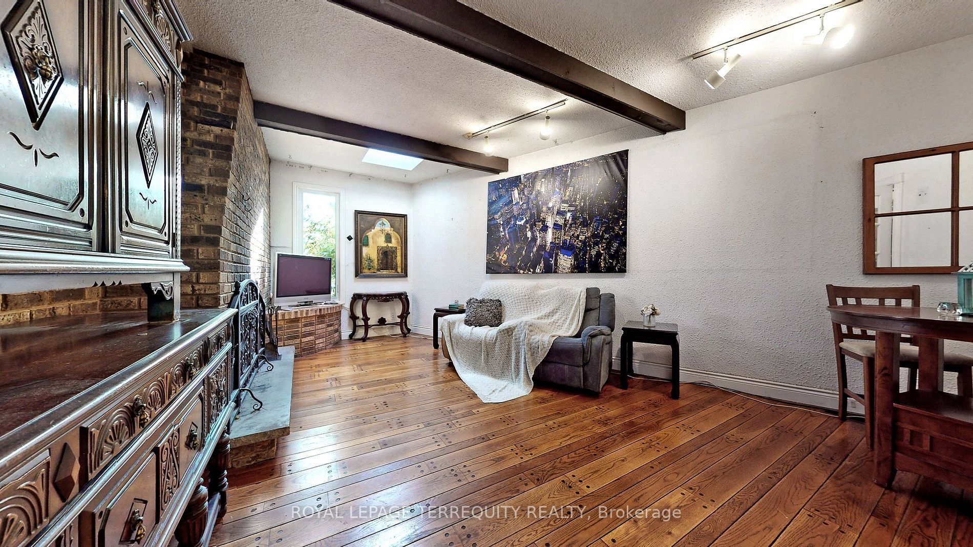 98 Cottonwood Drive