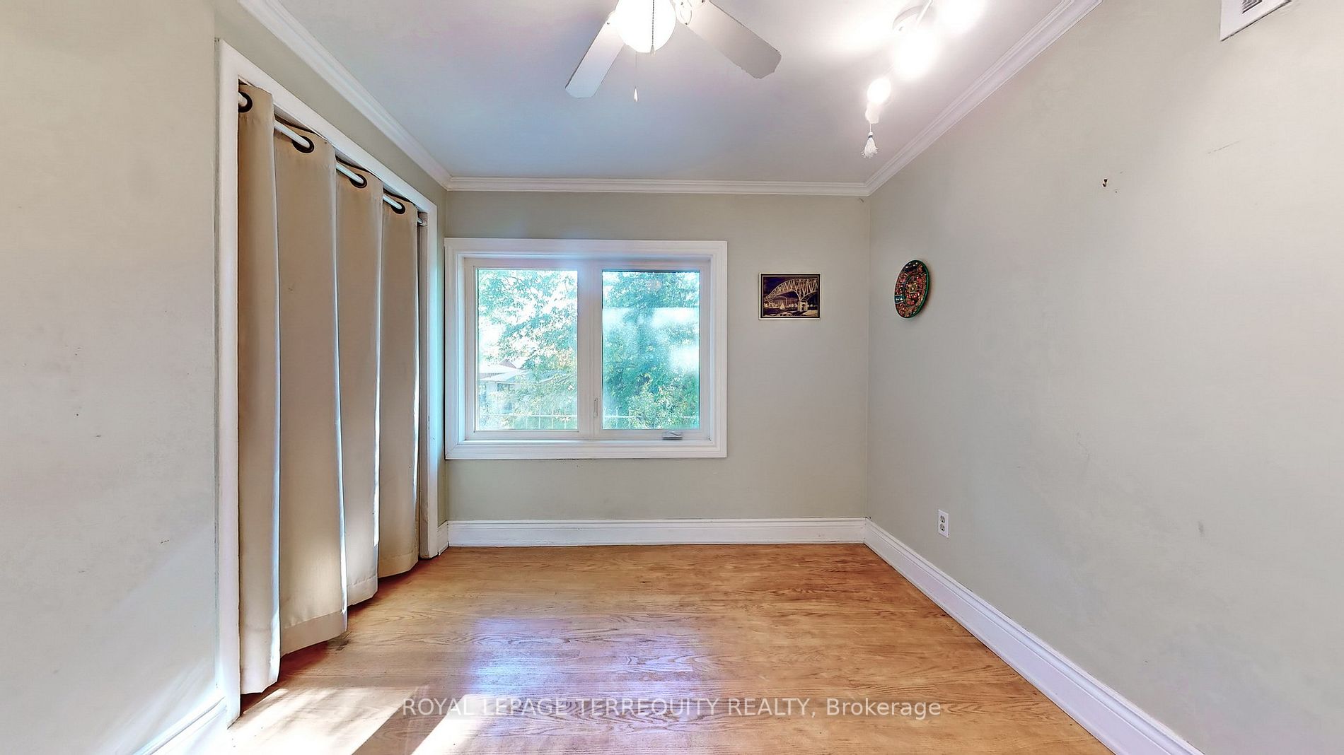 98 Cottonwood Drive