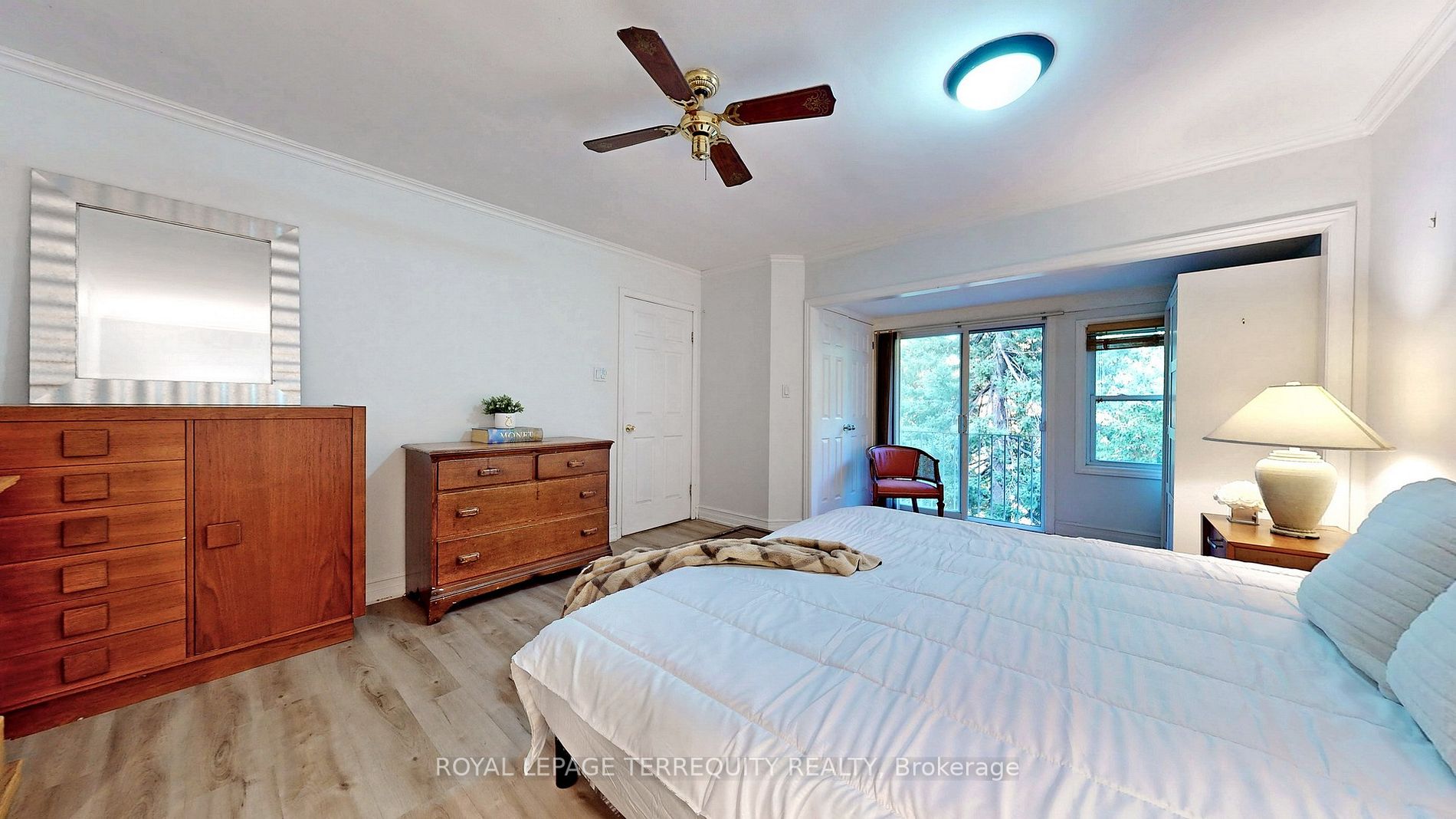 98 Cottonwood Drive