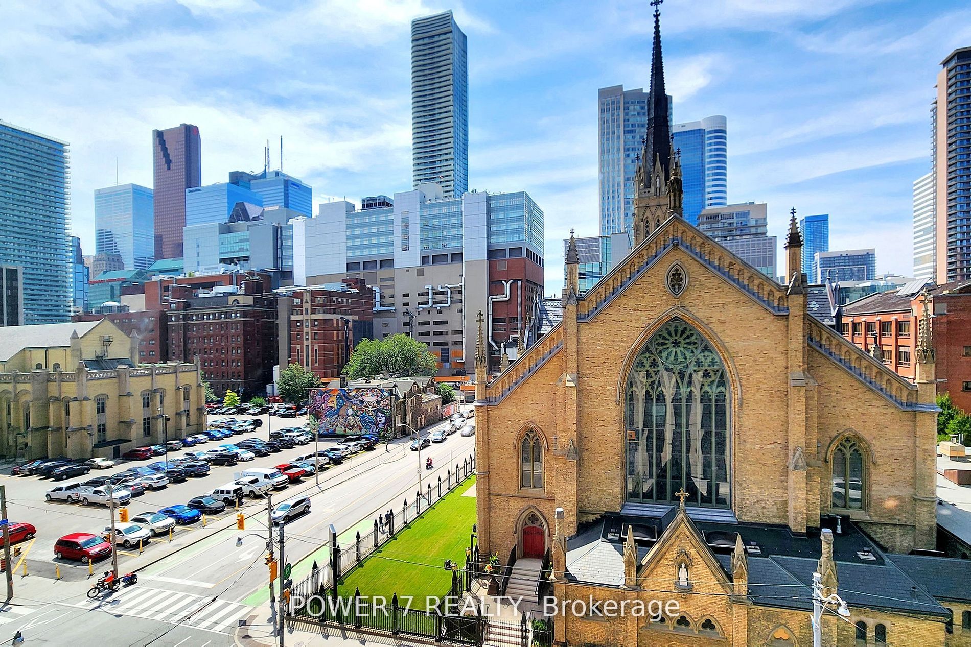 60 Shuter St, #607